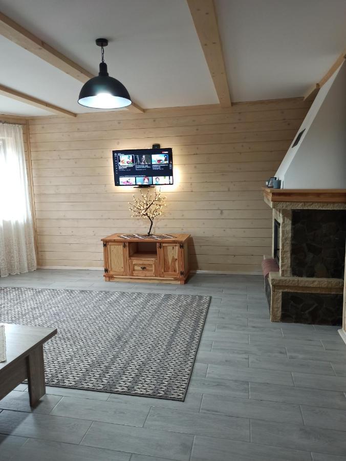 Brand New 2020 Specious Apartment Druzi 2 ポリャニーツァ エクステリア 写真