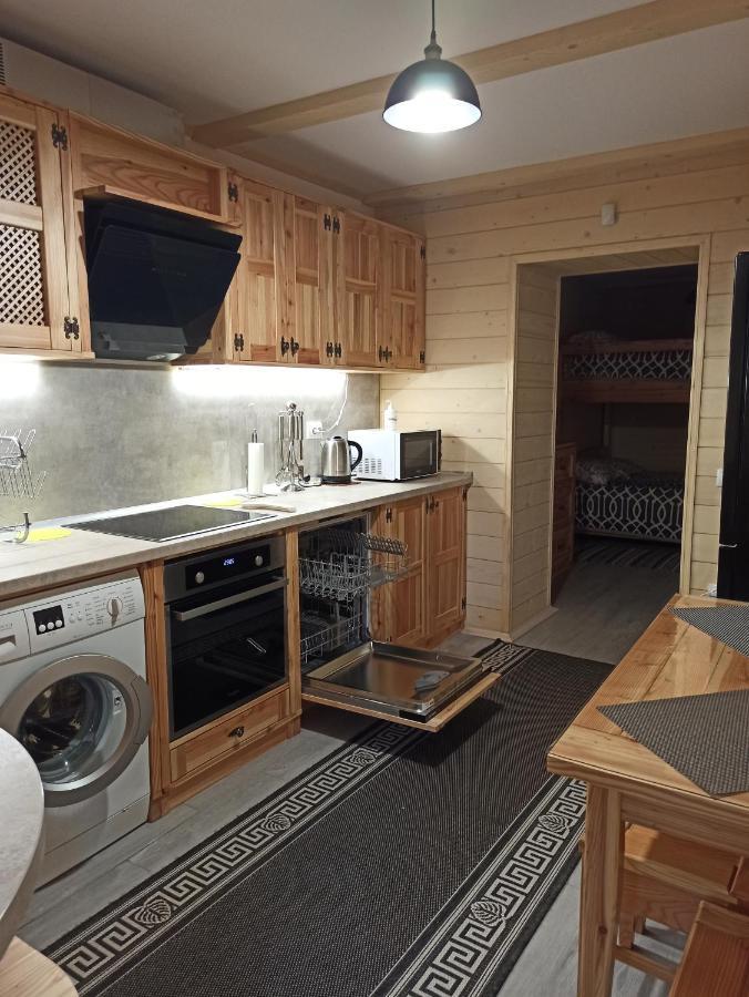 Brand New 2020 Specious Apartment Druzi 2 ポリャニーツァ エクステリア 写真