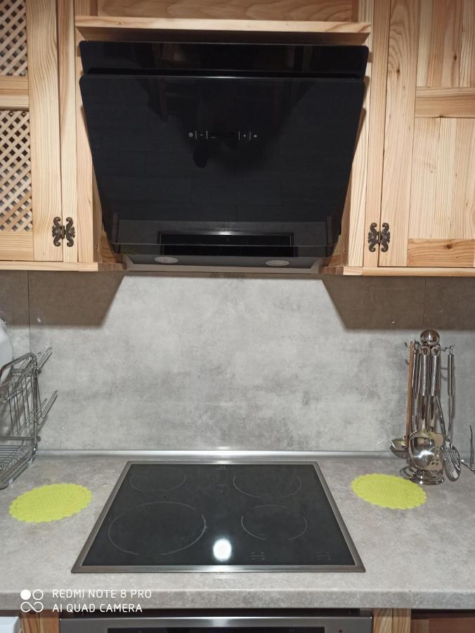 Brand New 2020 Specious Apartment Druzi 2 ポリャニーツァ エクステリア 写真