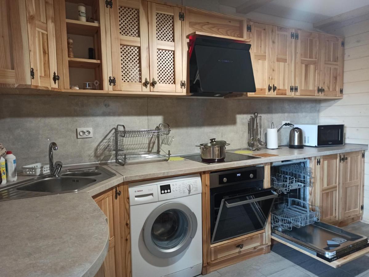 Brand New 2020 Specious Apartment Druzi 2 ポリャニーツァ エクステリア 写真